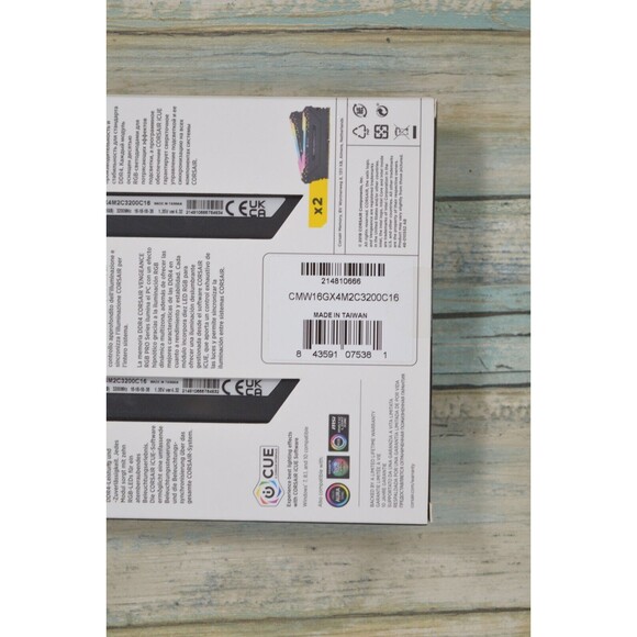 Corsair 3200 MHz RGB 16GB DDR4 SDRAM - Black CMW16GX4M2C3200C16 - Picture 4 of 7